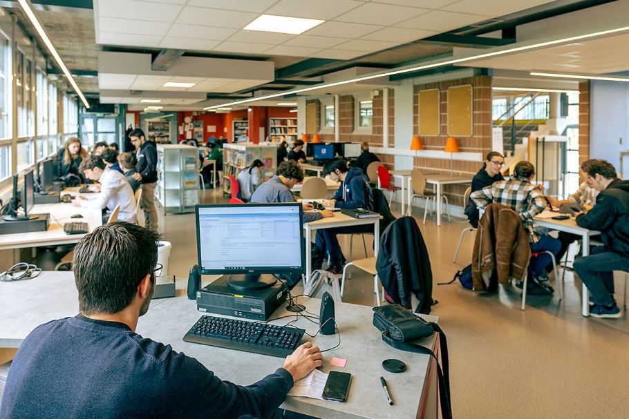 Photo ambiance - Vie lycéenne & étudiante Lycée Grandmont